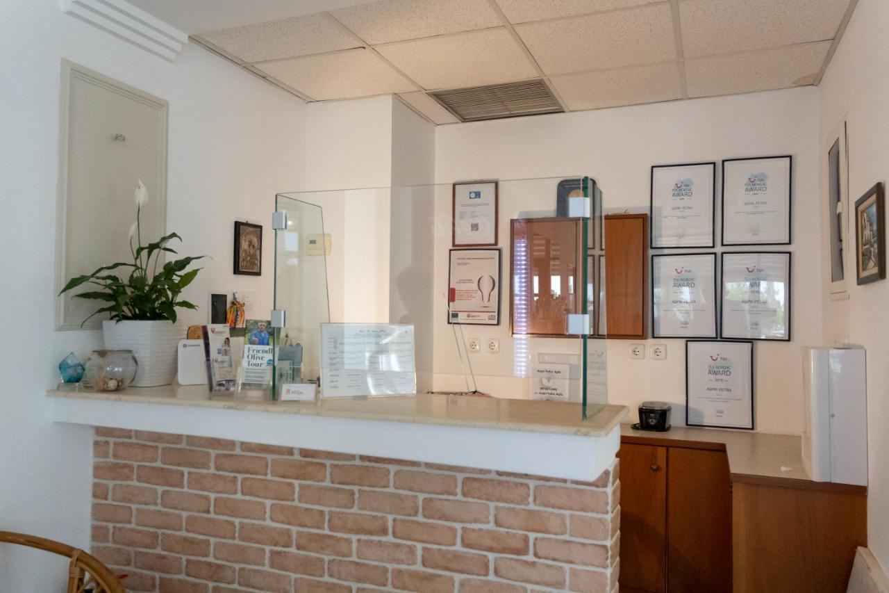 Aspri Petra Apartments Análipszi Kültér fotó